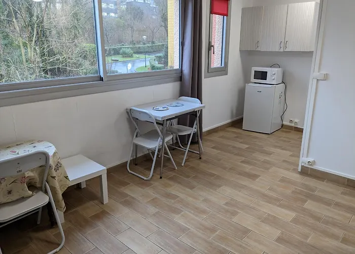 Bel Meublé Et Aménagé *